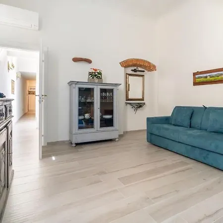 Appartement Casa Lorenzo With A Quiet Tiny Patio Florence