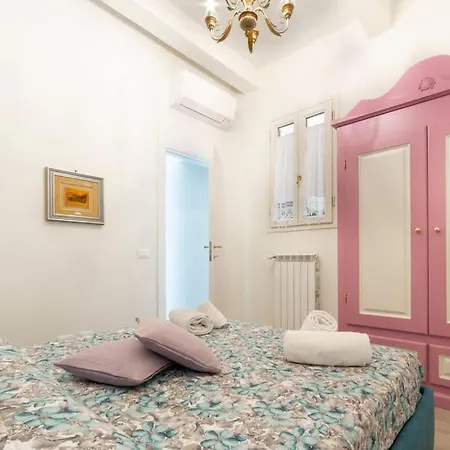 Lejlighed Casa Lorenzo With A Quiet Tiny Patio Firenze